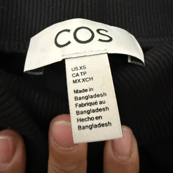 COS Black Relaxed Fit Barrel Leg Cropped Jogger Sweatpants Womens Size XSmall - Picture 5 of 6